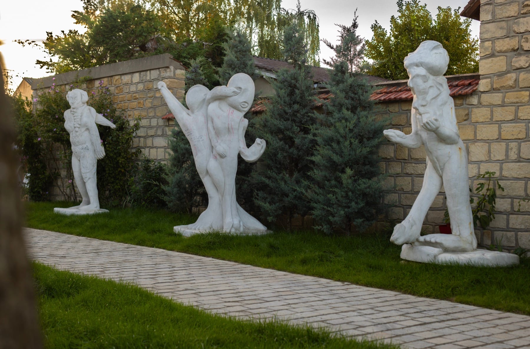 Sculptures interactives du Jardin Sign-Me au LabMusée